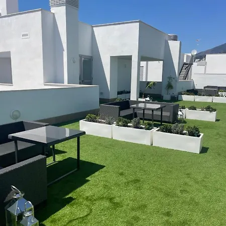 In Nueva Andalucia With Rooftop Pool Apartman *