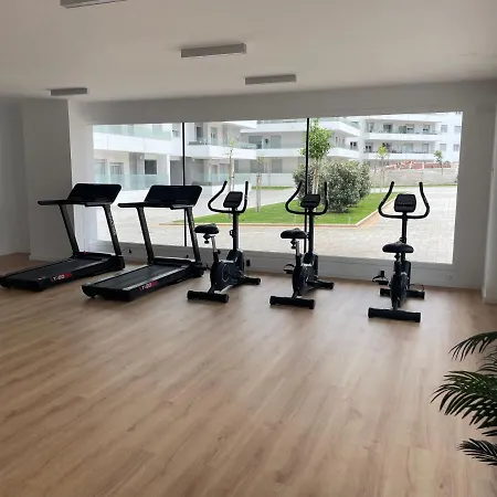 Brand New With Gym&rooftop Pool. Apartment