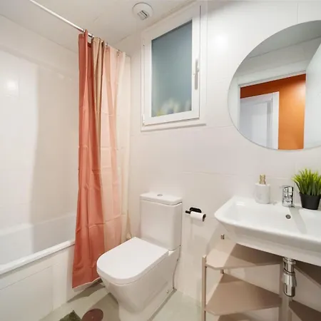 Brand New With Gym&rooftop Pool. Apartment