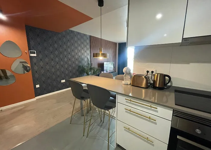 In Nueva Andalucia With Rooftop Pool Apartment