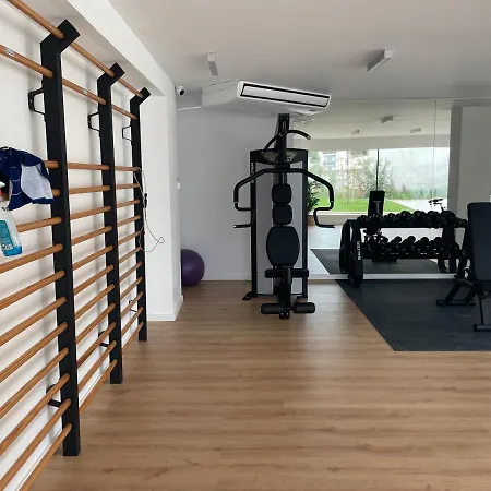 Brand New With Gym&rooftop Pool. *